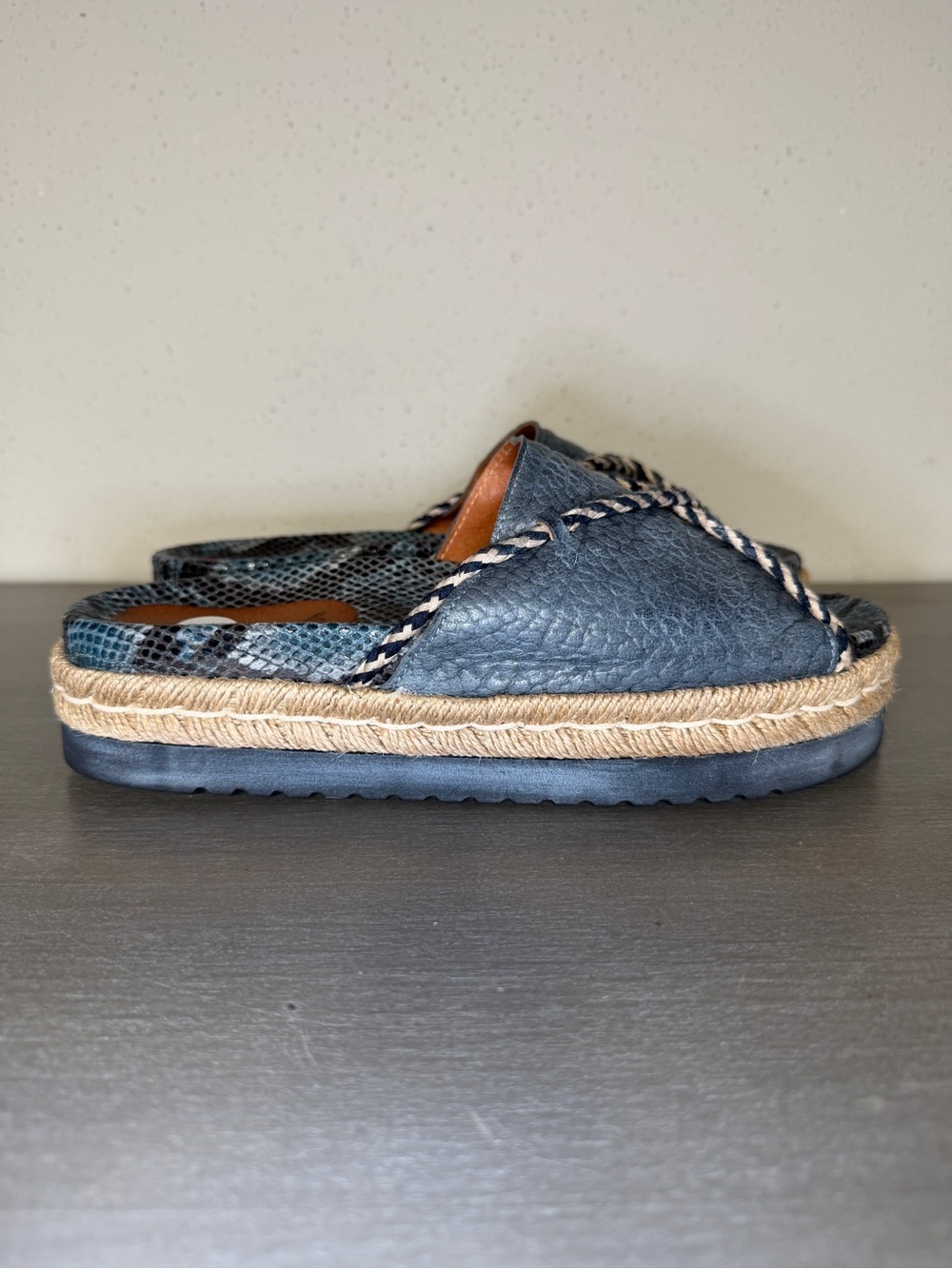 Free People Blue Leather Snakeskin Espadrille Platform Sandals Size 9 Spain - Picture 2 of 11